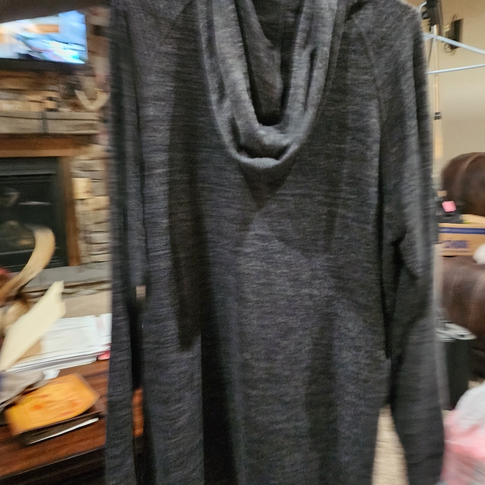 Torrid Gray tunic size 1